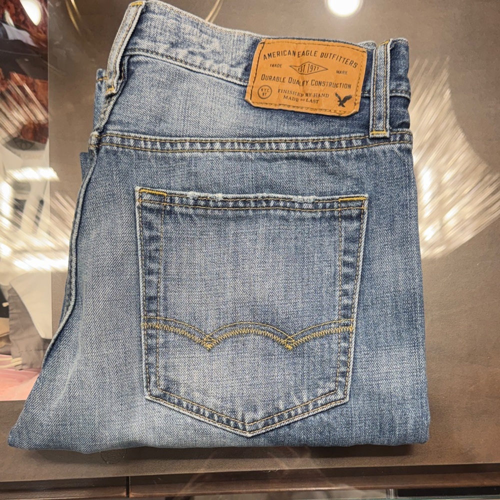 American Eagle Outfitters Light Blue Denim Jeans 28x30
